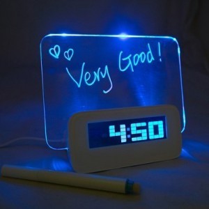 Часы LED с доской для сообщений