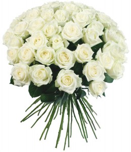 Букет белых роз 70 см